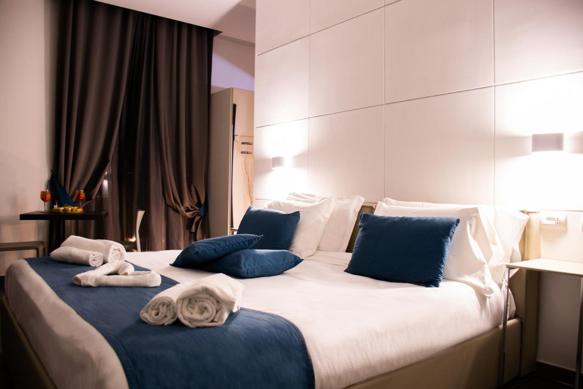 Megaris Luxury Suite Rooms Napoli Dış mekan fotoğraf